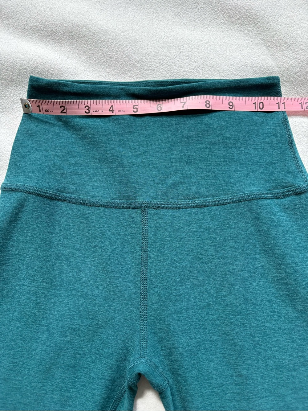 Beyond Yoga teal midi leggings - Picture 5 of 6